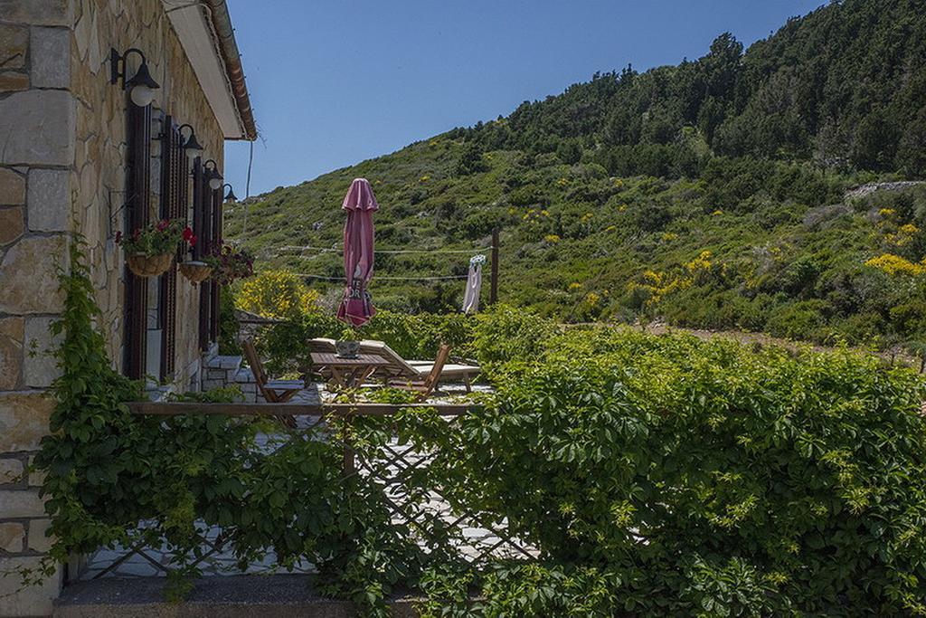 Paxos Santa Marina Villas جايوس الغرفة الصورة
